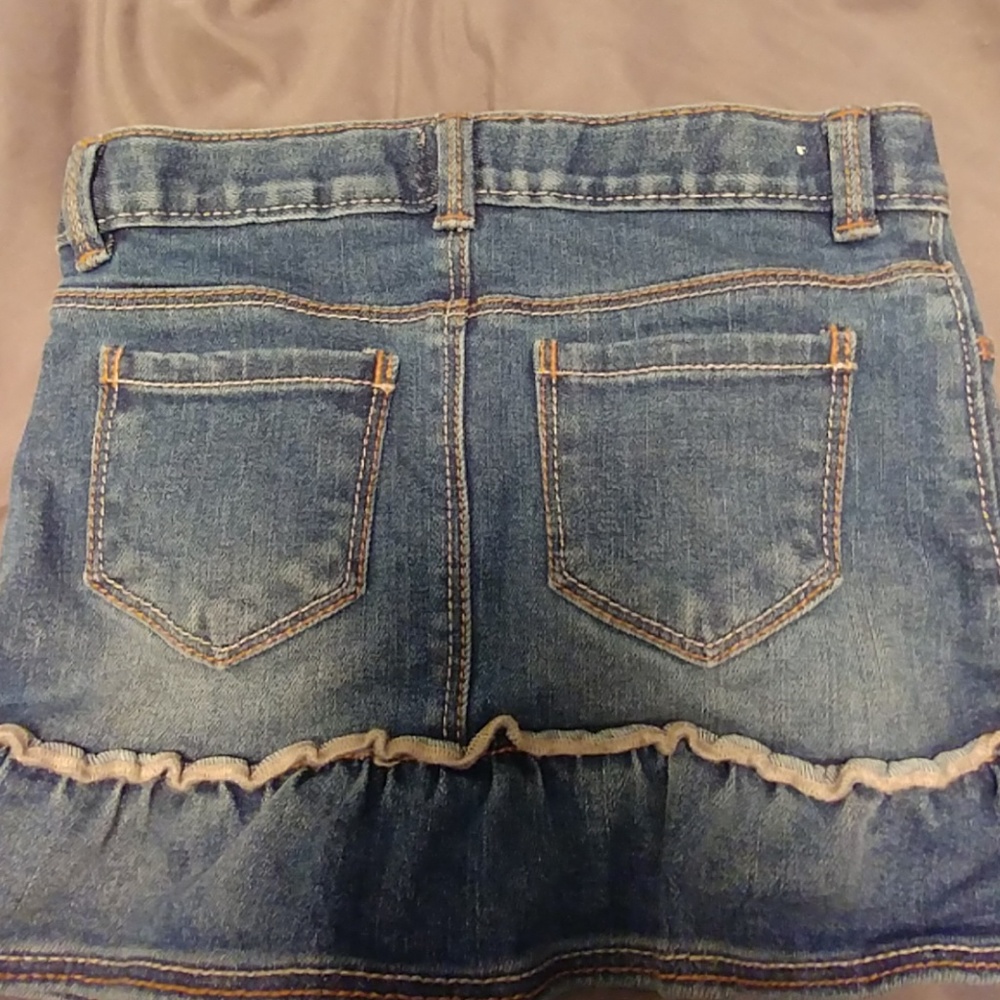 OshKosh 5T ruffled hemline jean skirt - Picture 3 of 3